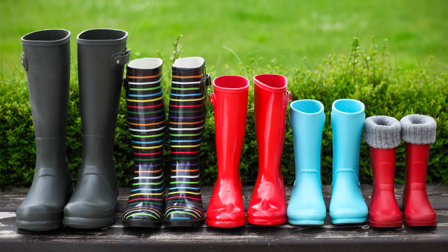 Holinky a zahradní obuv