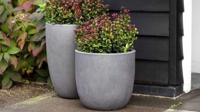 Kompozitní květináče