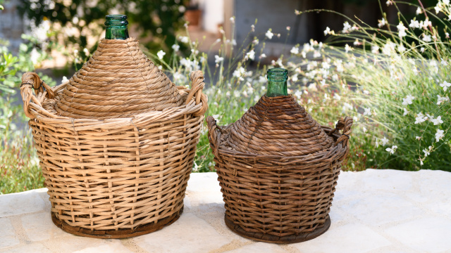 Zeláky, demižony a příslušenství